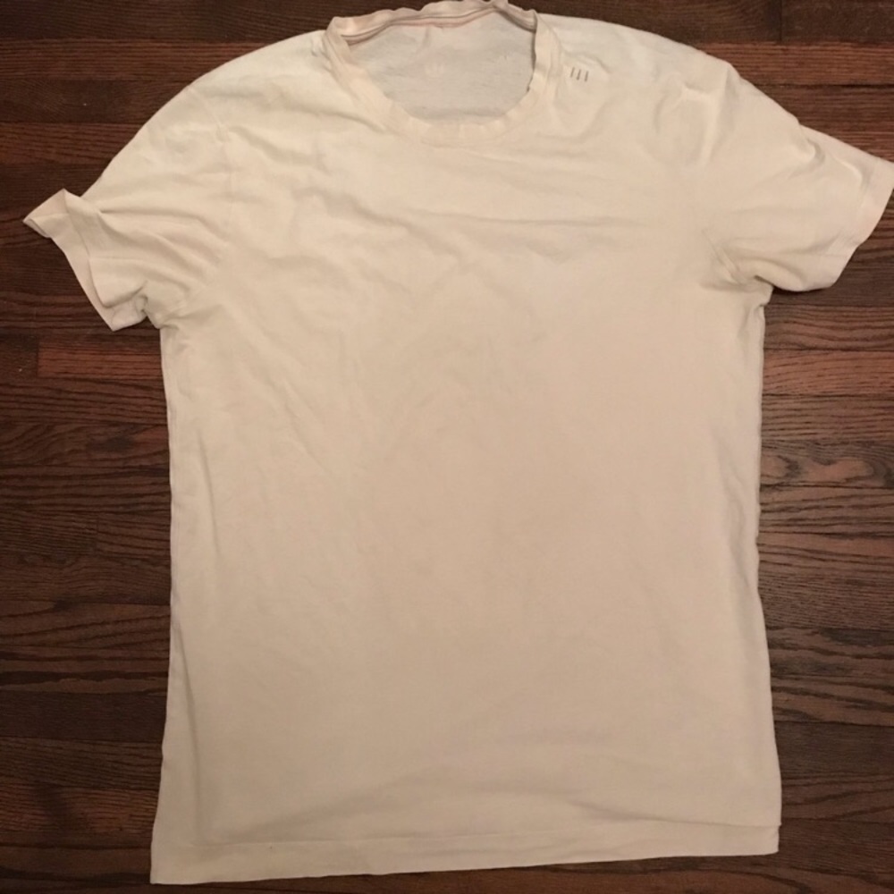Lululemon Men’s Large White Shirt